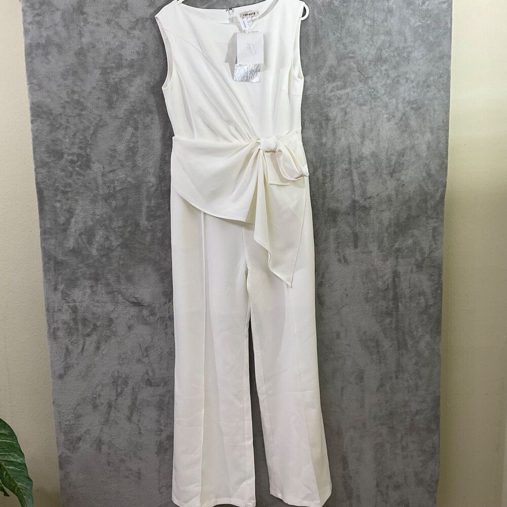 NWT Fehaute Wedding Bridal Jumpsuit women’s size 8 white Bow special occasion.